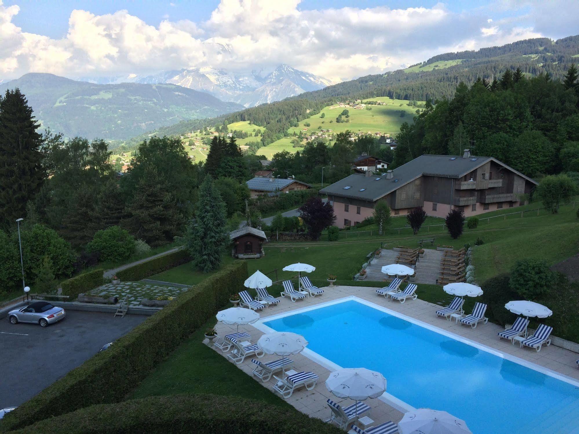 Aux Ducs De Savoie Hotel Combloux Exterior foto